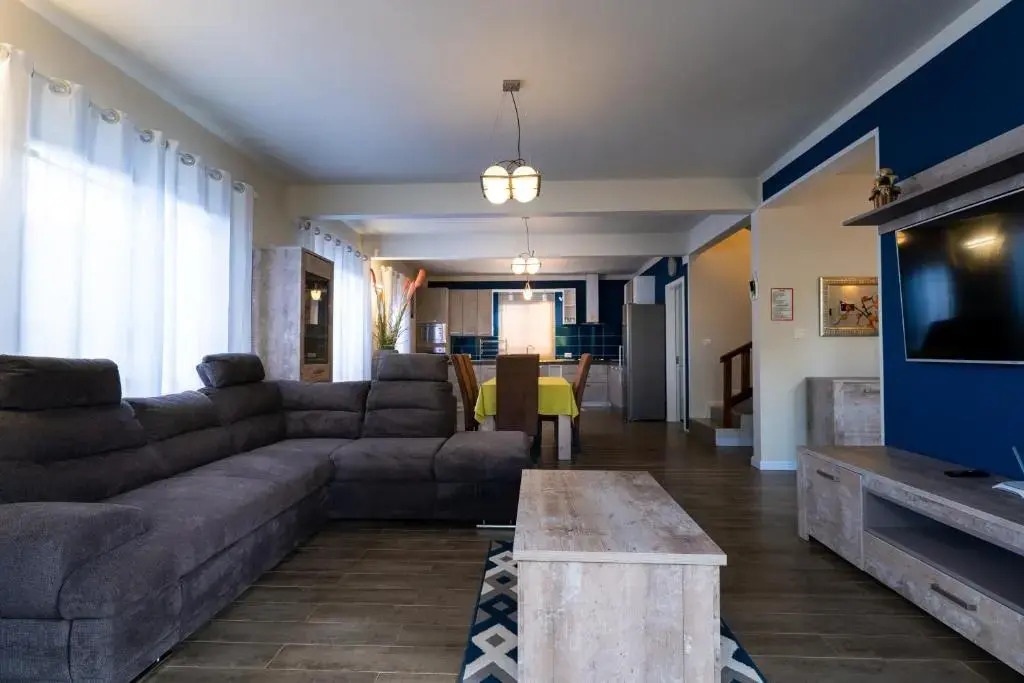 Preety Blue Residence villas