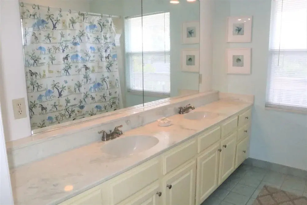 1012 Point of Rocks Road 3 Bedrooms 3 Bathrooms Duplex