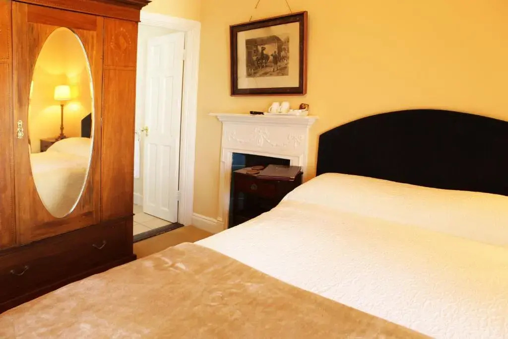 Crotty's Pub & Accommodation