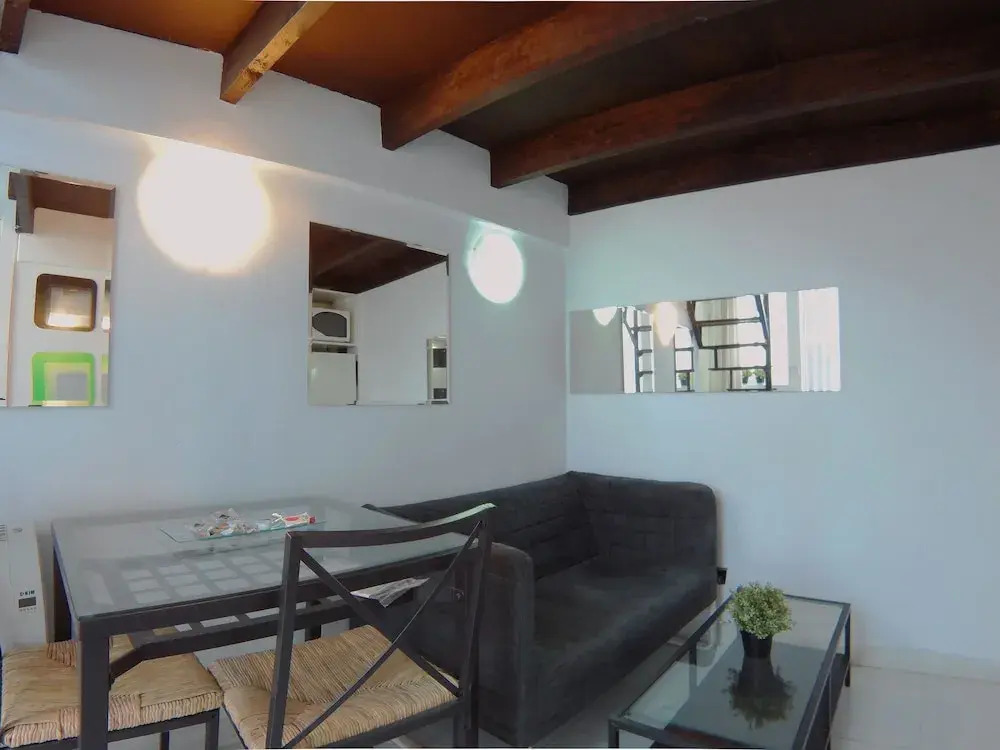 Estudio cercano a Plaza Castilla CBA8