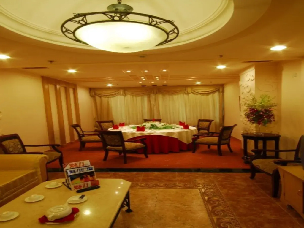 Dalian Harbour View Hotel