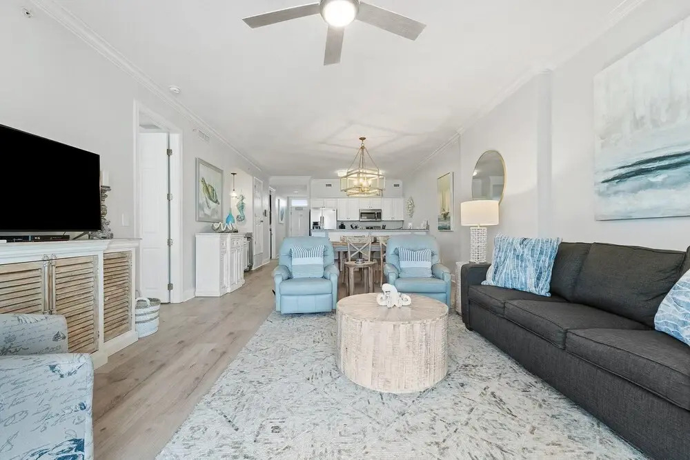 Regency Isle 503