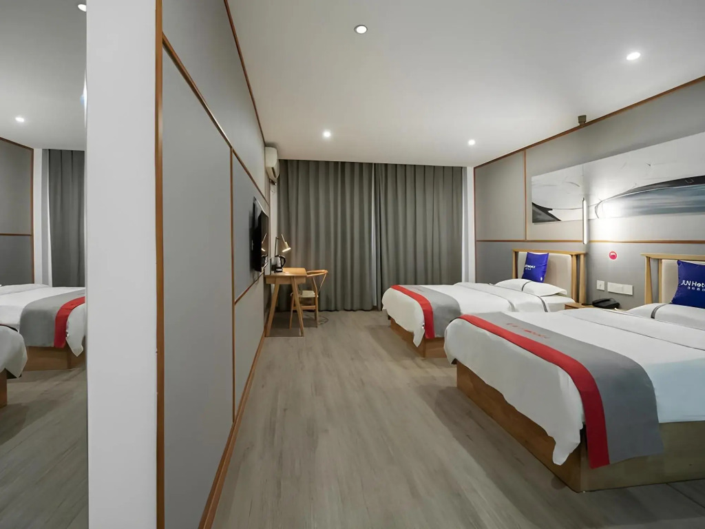Junyi chain Hotel (Nantong Metro)