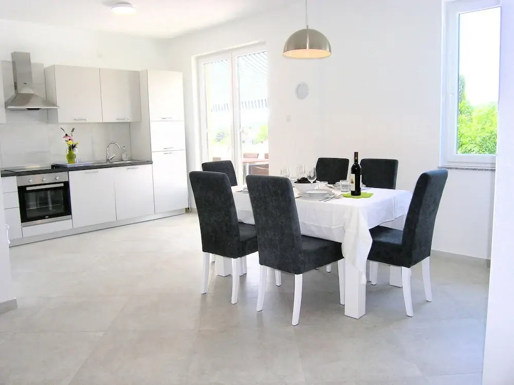 Apartments Dijanic