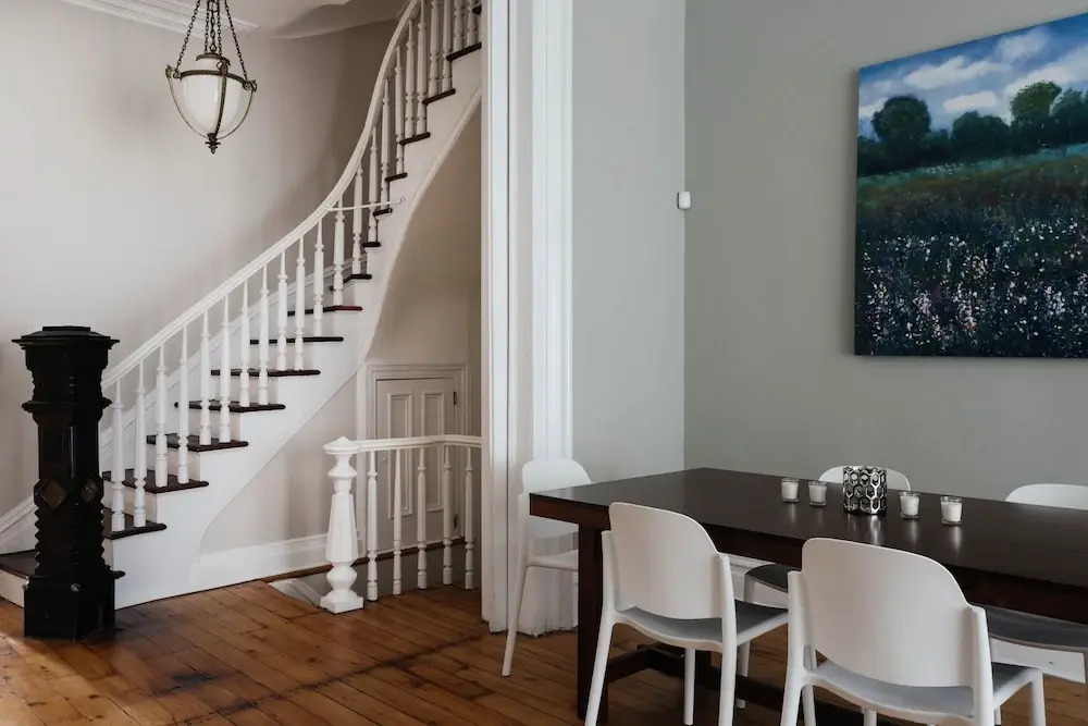 6 Bedroom Townhome Near NYC