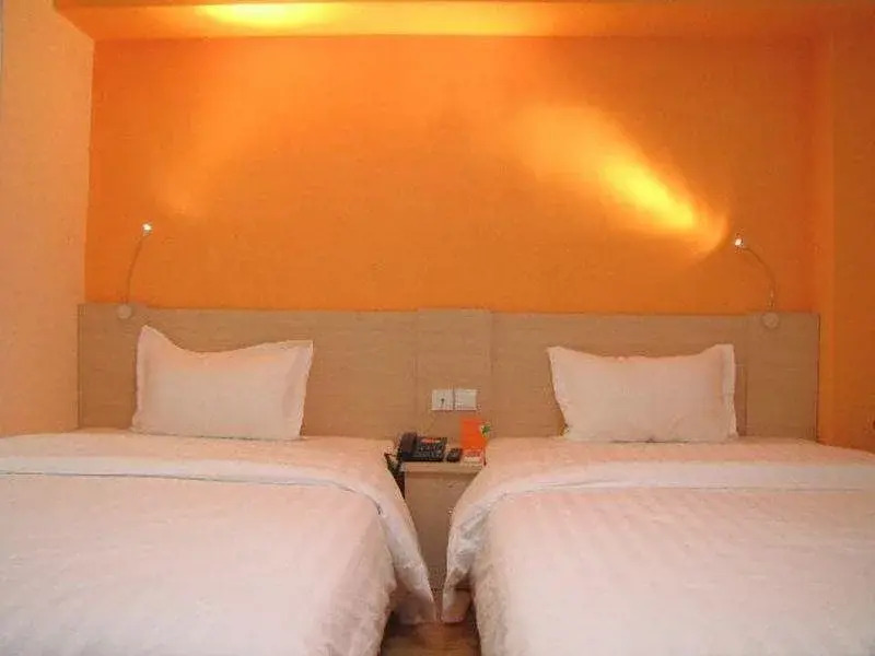 7 Days Inn Yantai Dahaiyang Street Branch