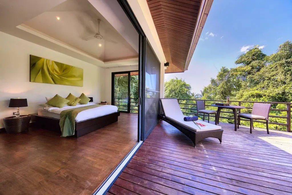 Sunset Heights Villa