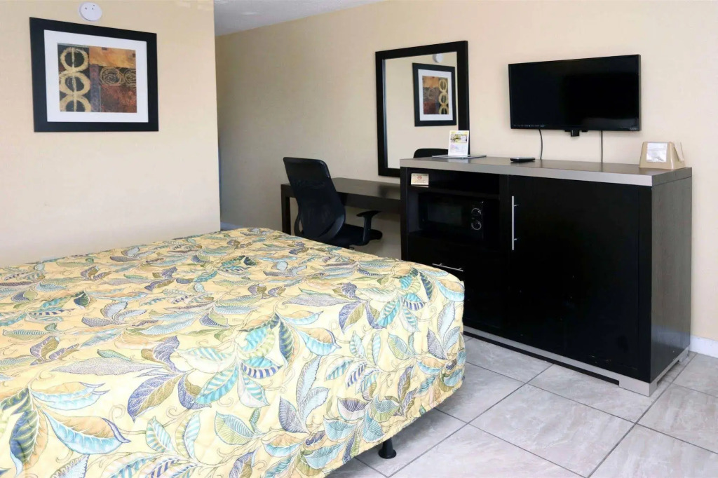Blue Marlin Motel