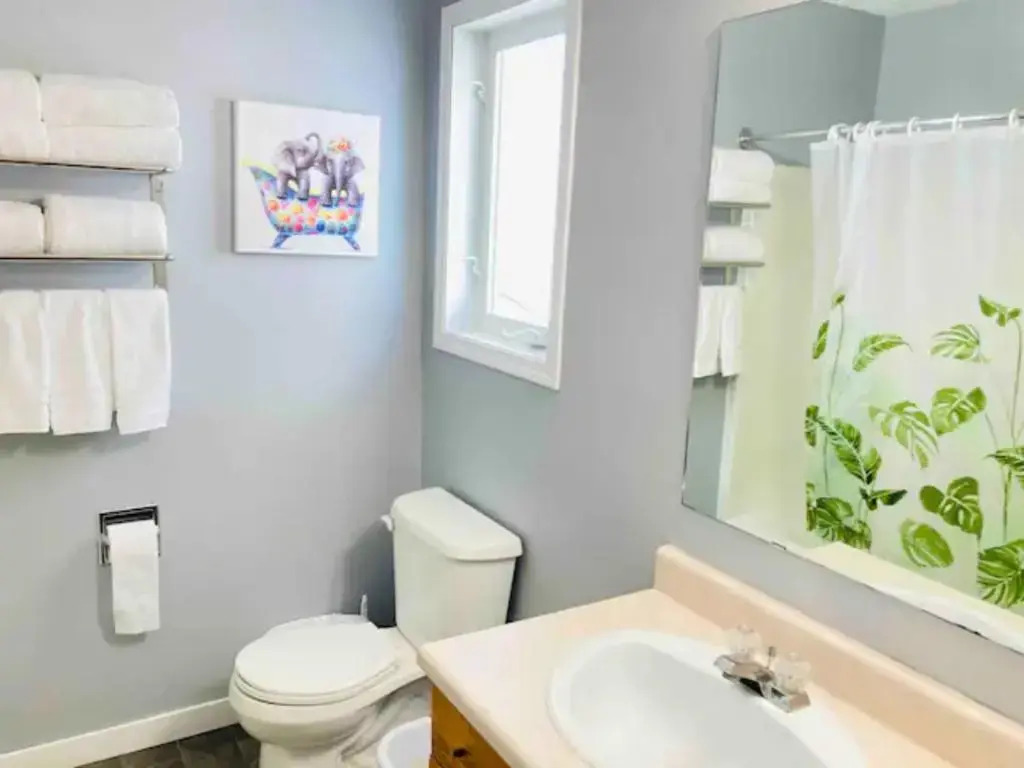 Sweet 5 bedrooms single house in Hinton