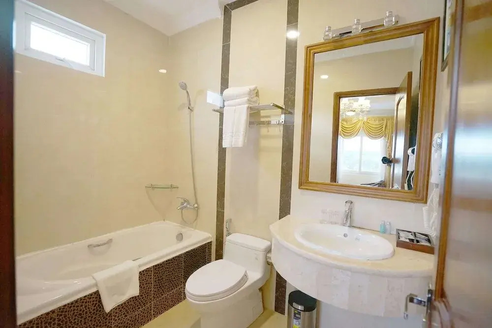 Lam Anh Luxury Hotel