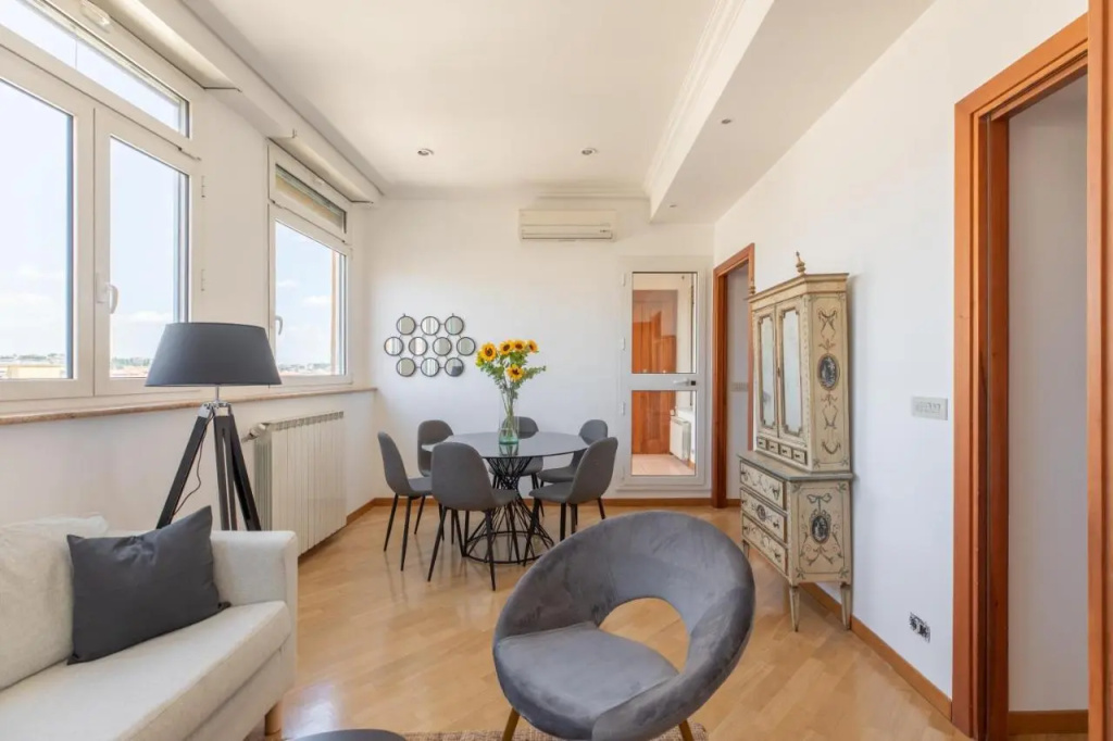 Boudoir Vatican Apartment