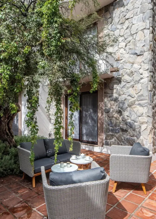 HOLT - Boutique 2BR Puente Viejo Residencial