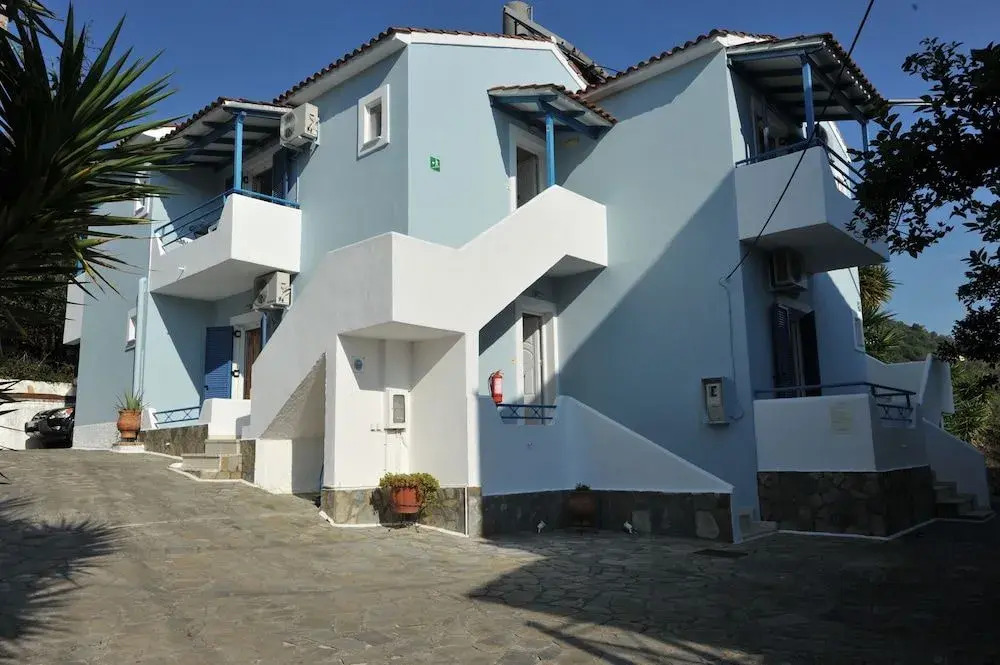 Blue Apartments Ipsos