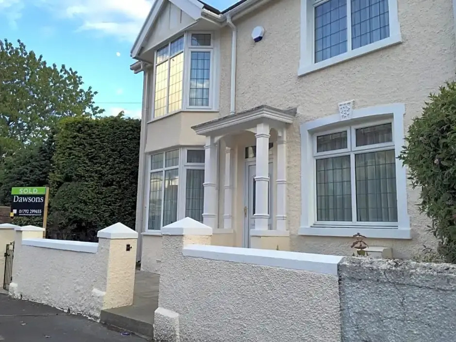 Wynberg House Swansea Bed  Breakfast