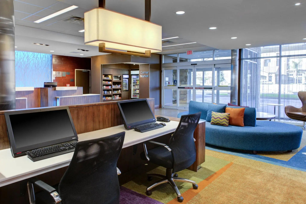 Fairfield Inn & Suites by Marriott Bakersfield North/Airport