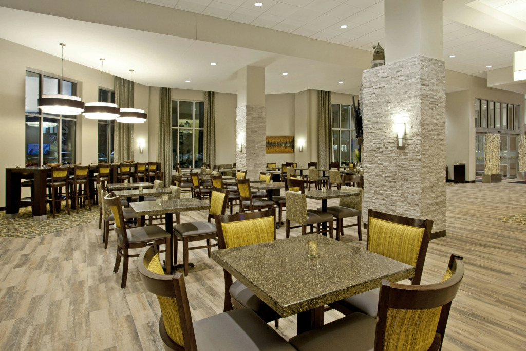 Hampton Inn & Suites - Minneapolis/Downtown
