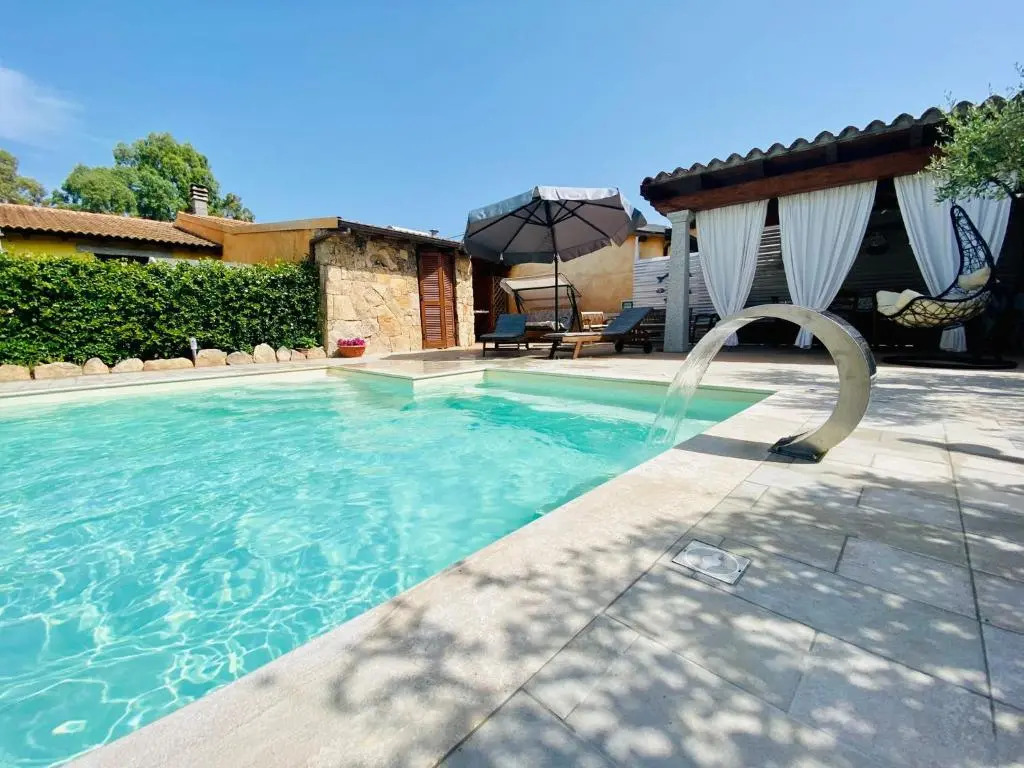 Villetta Todde con Piscina