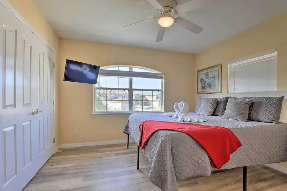 9 Mi to Parks: Disney Area Home w/ Pool & Spa