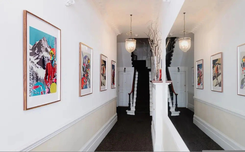 A Chelsea Retreat - 2 BR With Garden and Parking