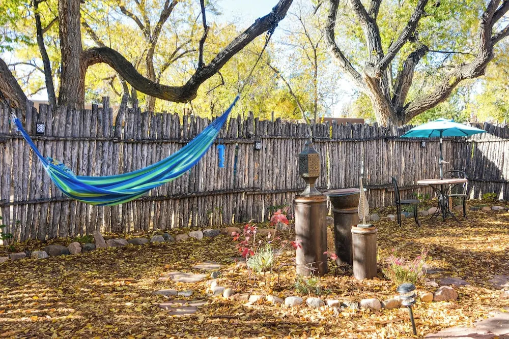 Cozy Adobe Casita: 1 Mile to Santa Fe Plaza!