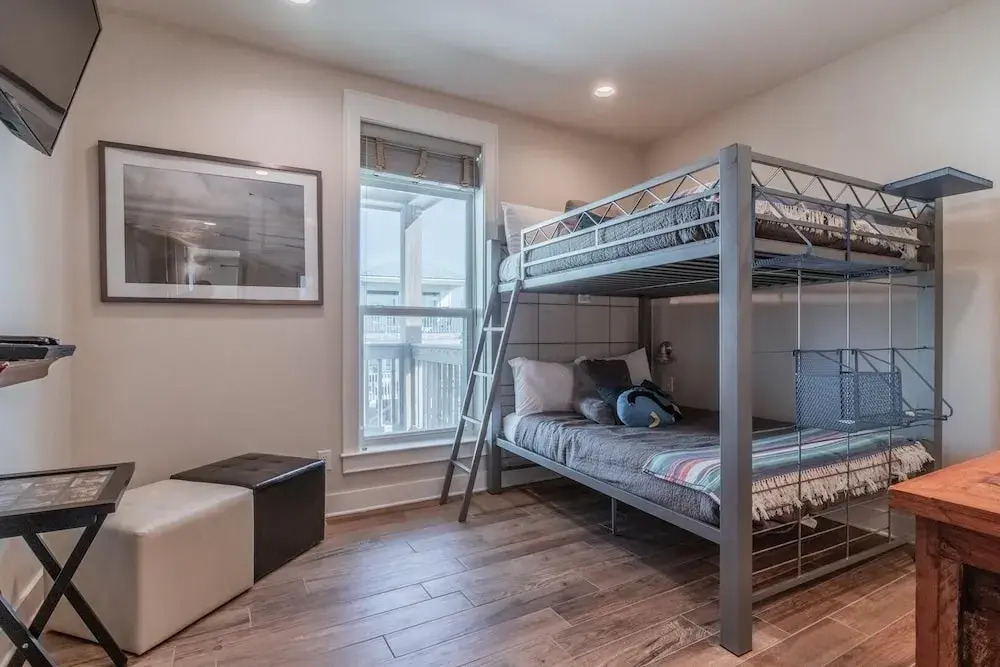 057 Summer Wave Dauphin 4 Bedroom Home