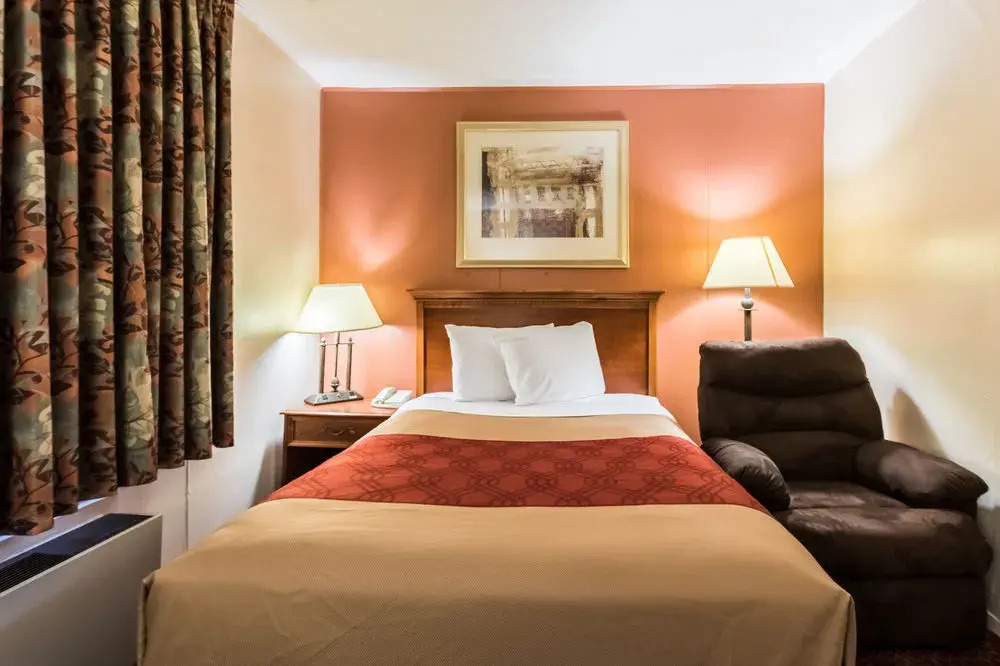 Red Carpet Inn Austin MN