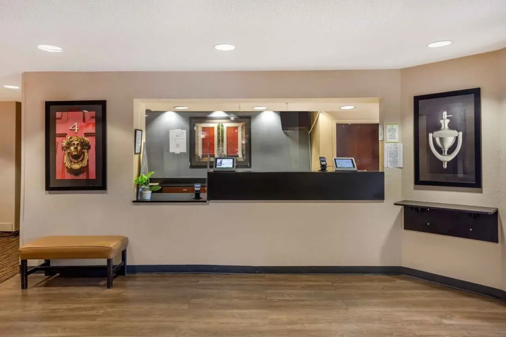 Suburban Studios Exton - Philadelphia Great Valley