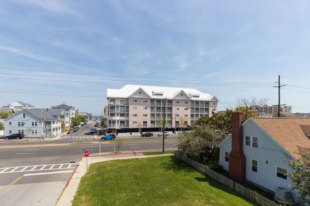 The Beach House on 10th