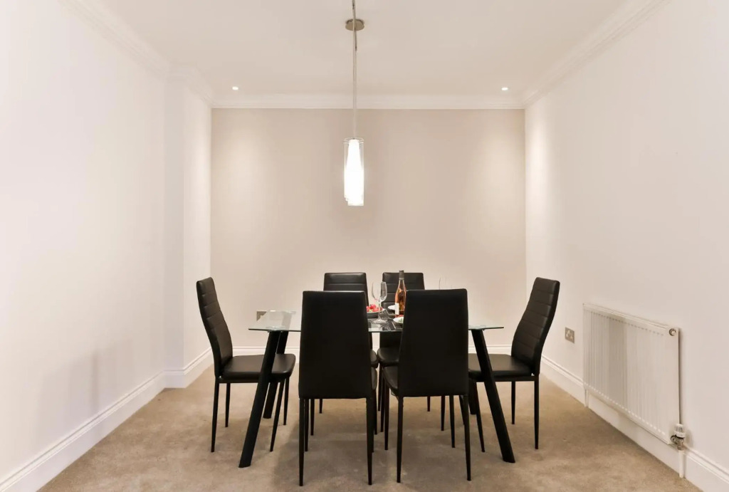 KVM - Jubilee Mansions Apartment by KVM Serviced Accommodation