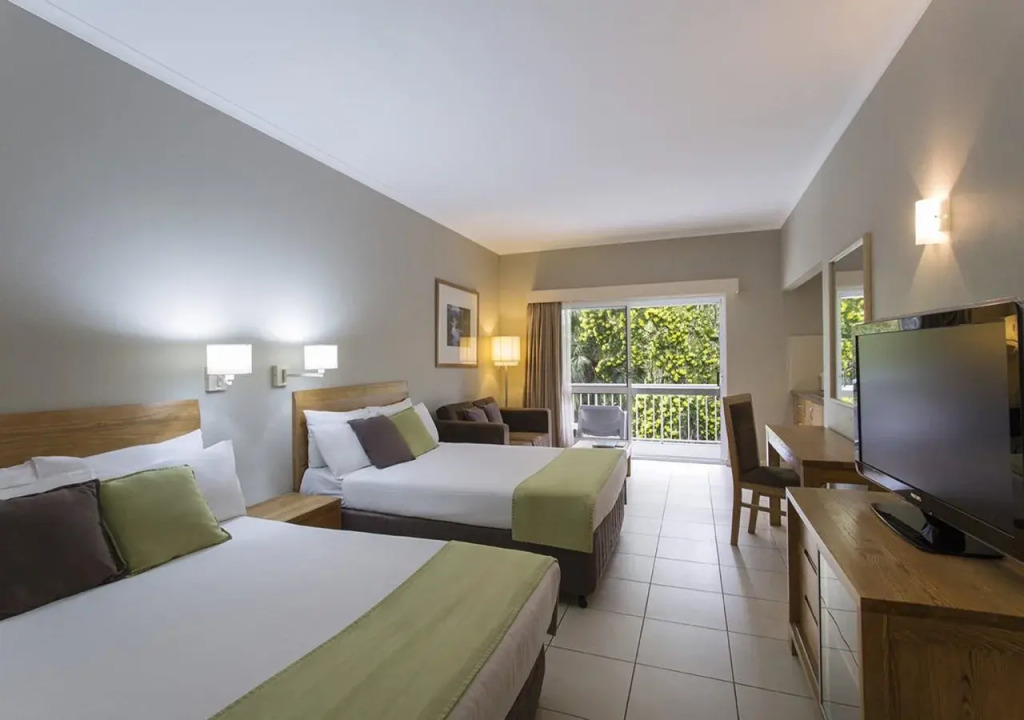 Novotel Palm Cove Resort