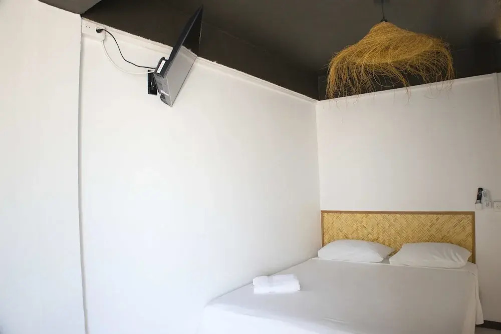 Airport Manini Lodge Studio 9
