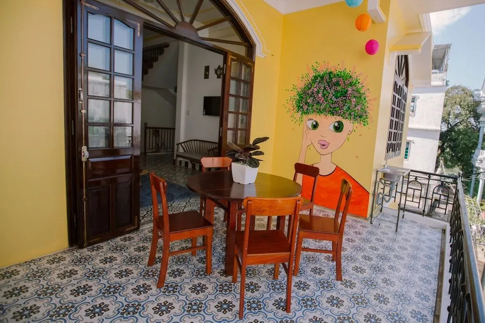 Dolly Home