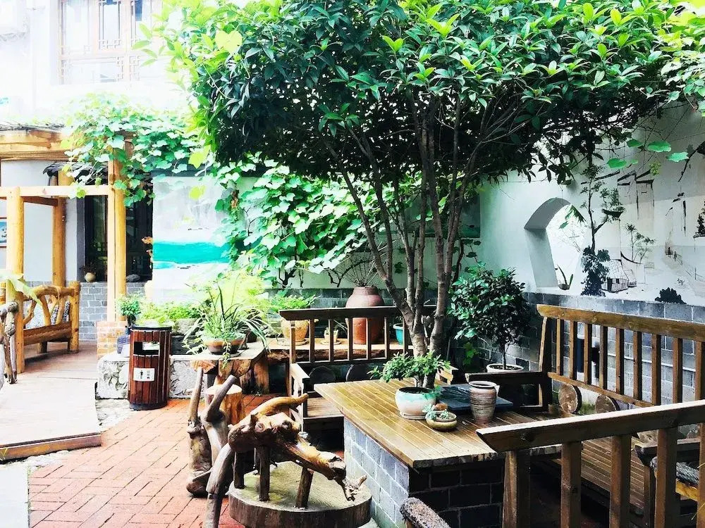 Dielianhua Cowherd Inn Zhangjiajie