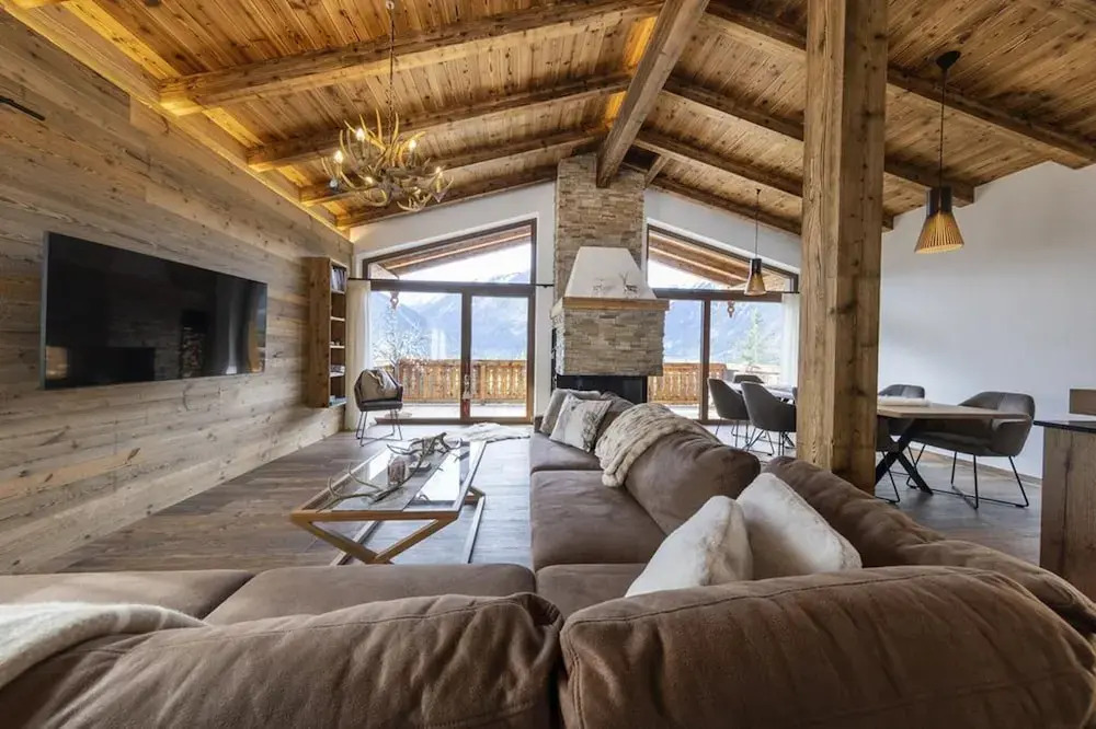 Chalet in Neukirchen, 100 m ski Lift