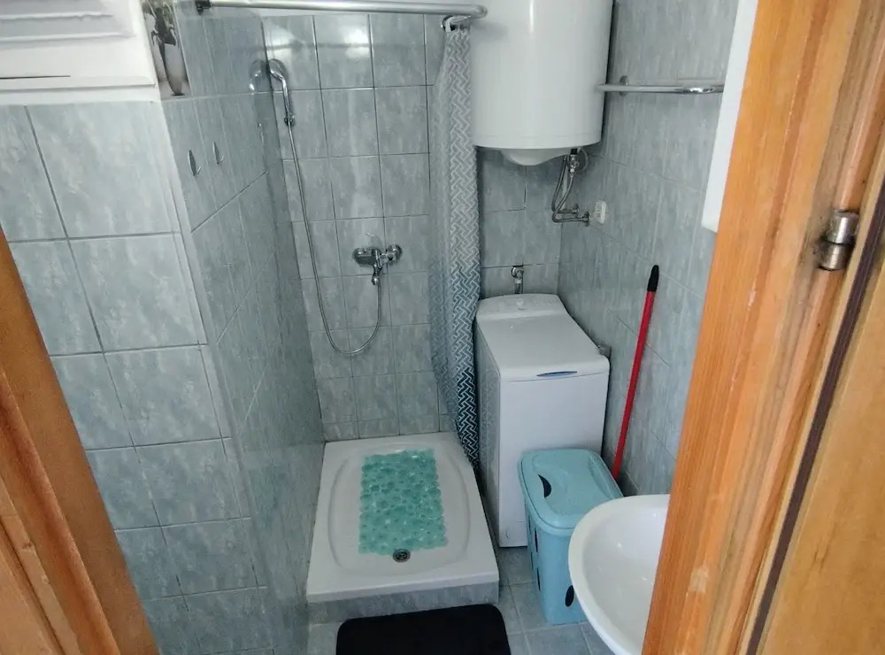 Apartment Leo Povile