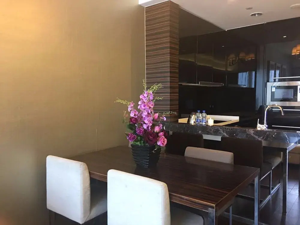 Checkinn Business Apartment-Poly World