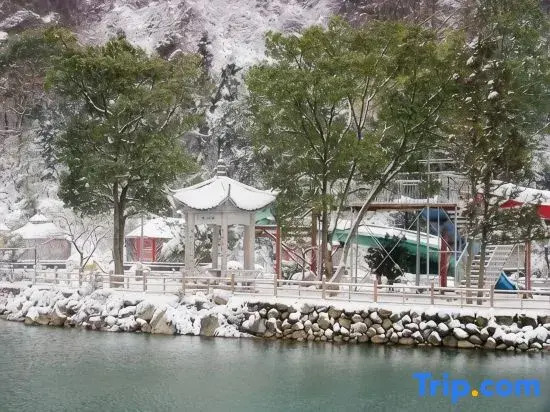 Shuanglin Bozai Farmer House No.5 Villa