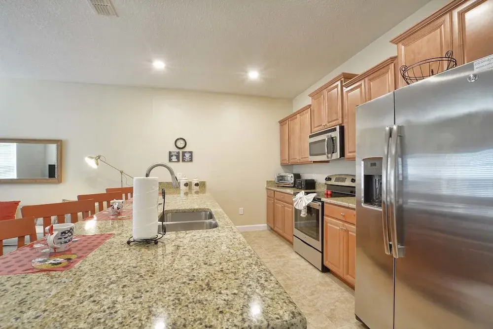 Storey Lake 4 Bedroom Townhome w Splashpool - 1610ST
