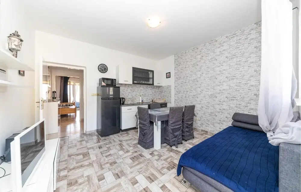 Beautiful Apartment in Trogir With 1 Bedrooms and Wifi