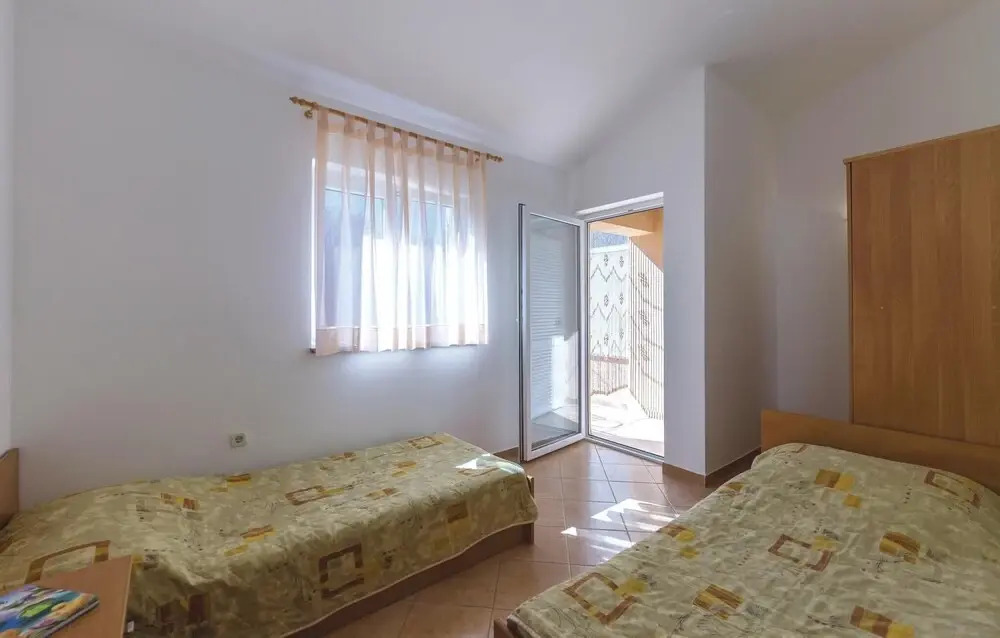 Amazing Home in Pula With Wifi and 2 Bedrooms