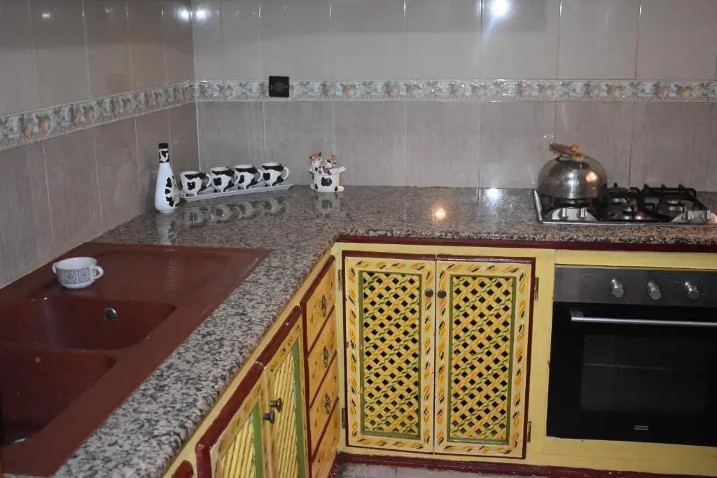 Riad Alaoui 135 with swimming pool and free parking