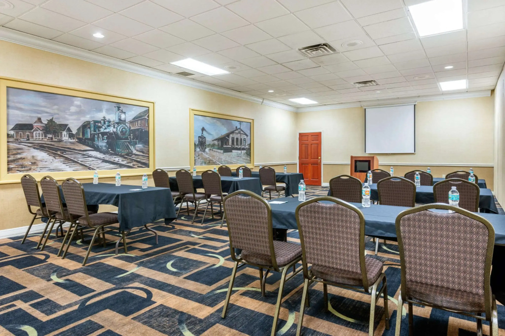 Quality Inn and Suites Palatka Riverfront