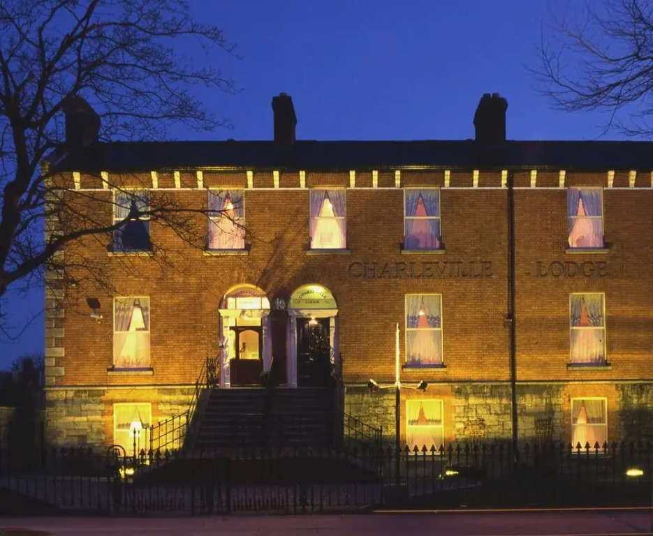 Charleville Lodge Hotel