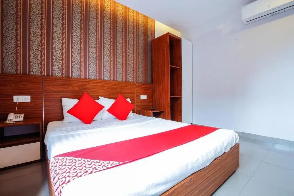 Truong Sa Hotel