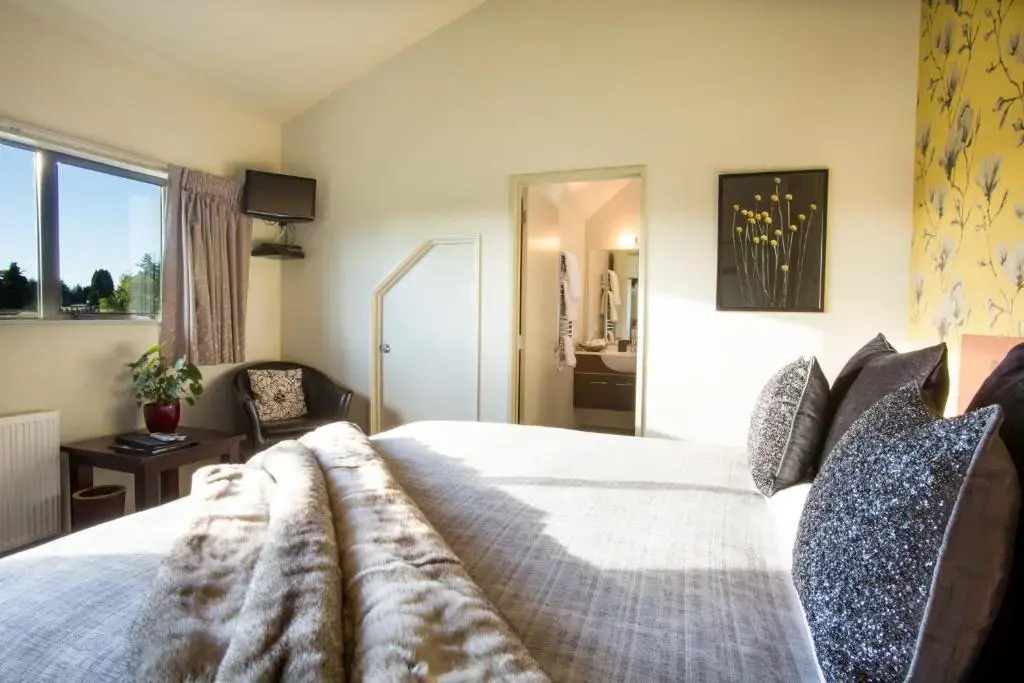 Manuka Lodge B&B