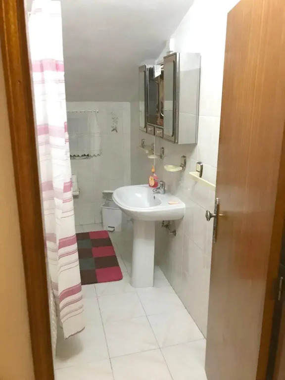 House With 5 Bedrooms in Sabugueiro, With Wonderful Lake View and Enclosed Garden