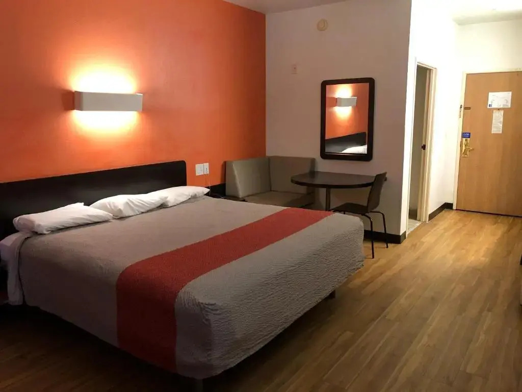 Motel 6-Woodway, TX