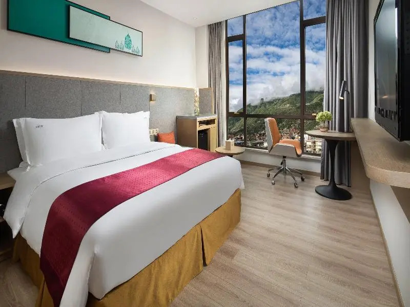 Holiday Inn Batang