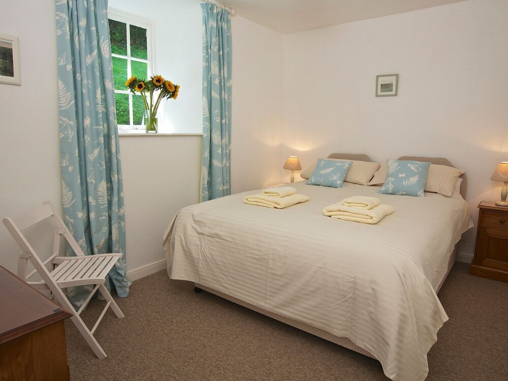 3 Moult Farm Cottages