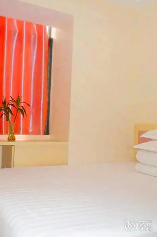Jintaohong Taoyuan Hotel